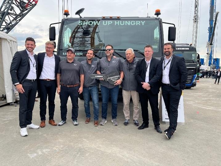 Crane Service, Inc. expands fleet with a Liebherr LG 1800-1.0 lattice boom crane Crane Service, Inc. expands fleet with a Liebherr LG 1800-1.0 lattice boom crane